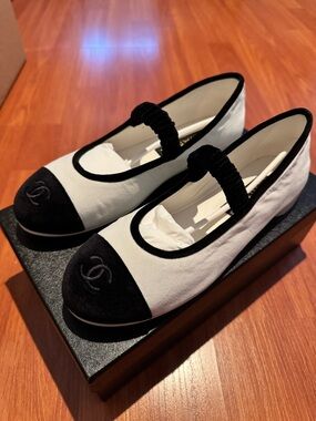 Chanel Velvet Maryjane Flats- White and Black Cap toe